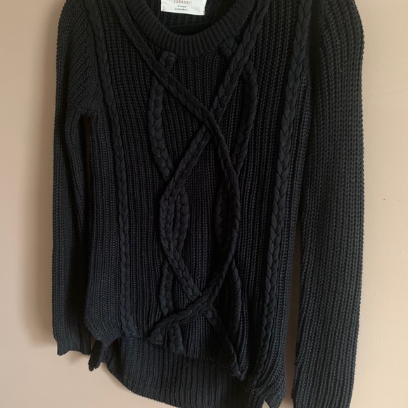 Sweater - Picture 1 of 4